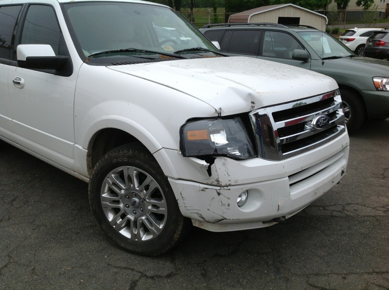 Damaged car in need of a Warrenton VA based collision repair shop